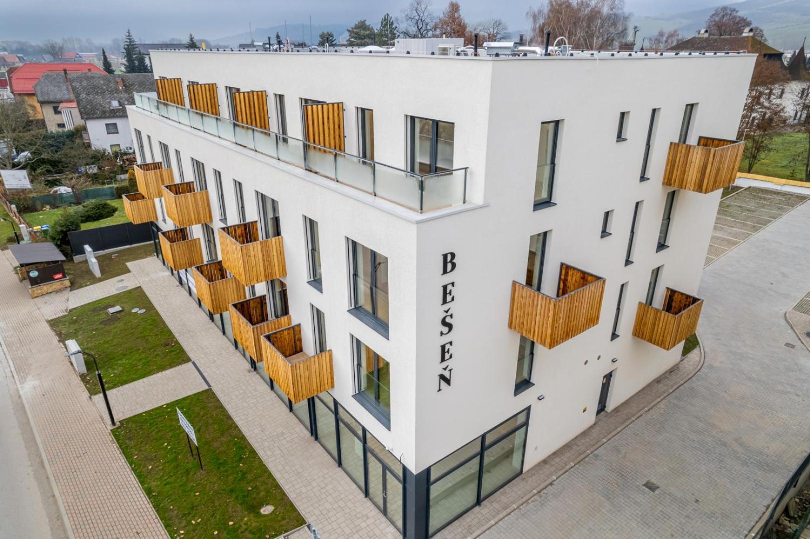 Riverfront Apartment Besenova Exterior photo